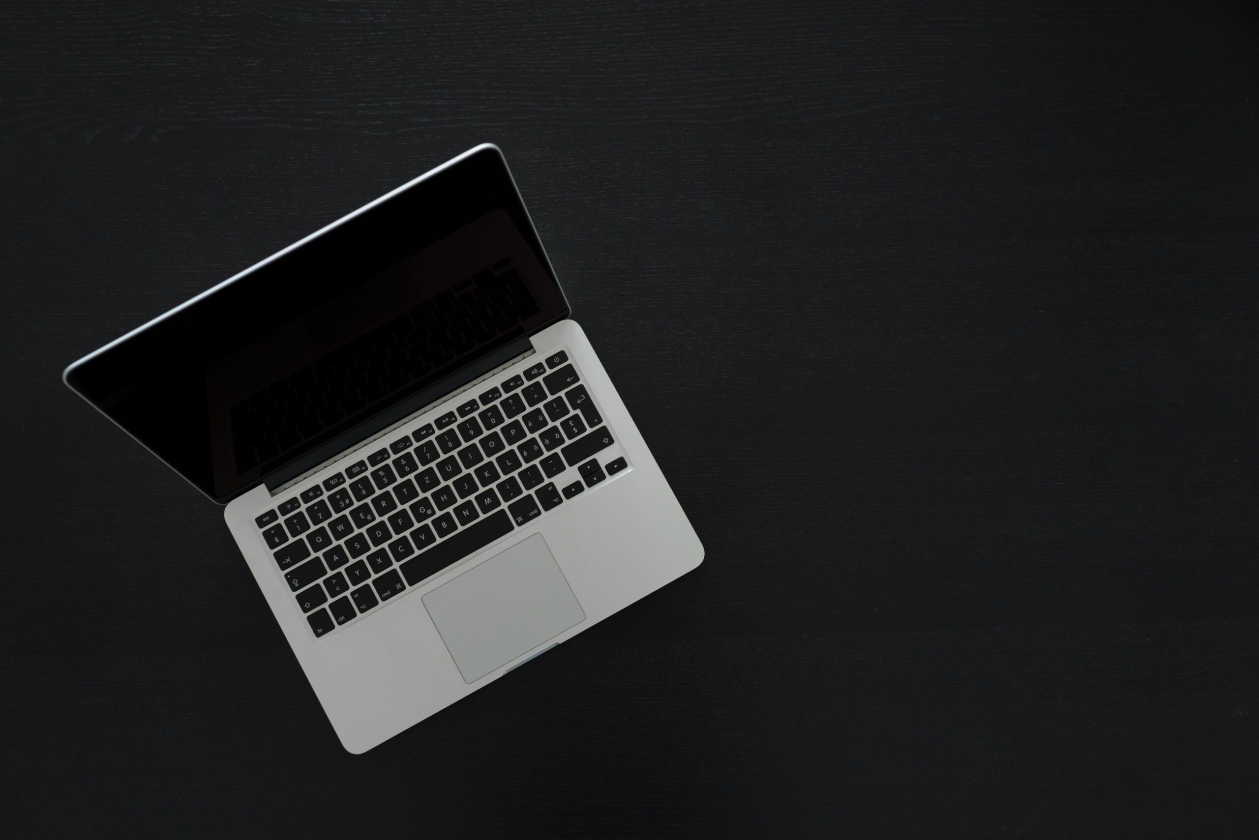 HOW TO REDUCE SIZE OF A LARGE EXCEL FILE (EASY TIPS)